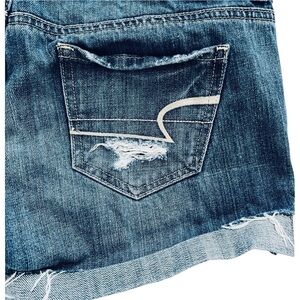 American Eagle Cut Off Jean Shorts Women’s Blue 4 Denim Stretch
